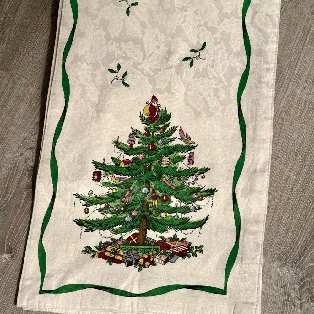 Spode Christmas Tree Table Runner